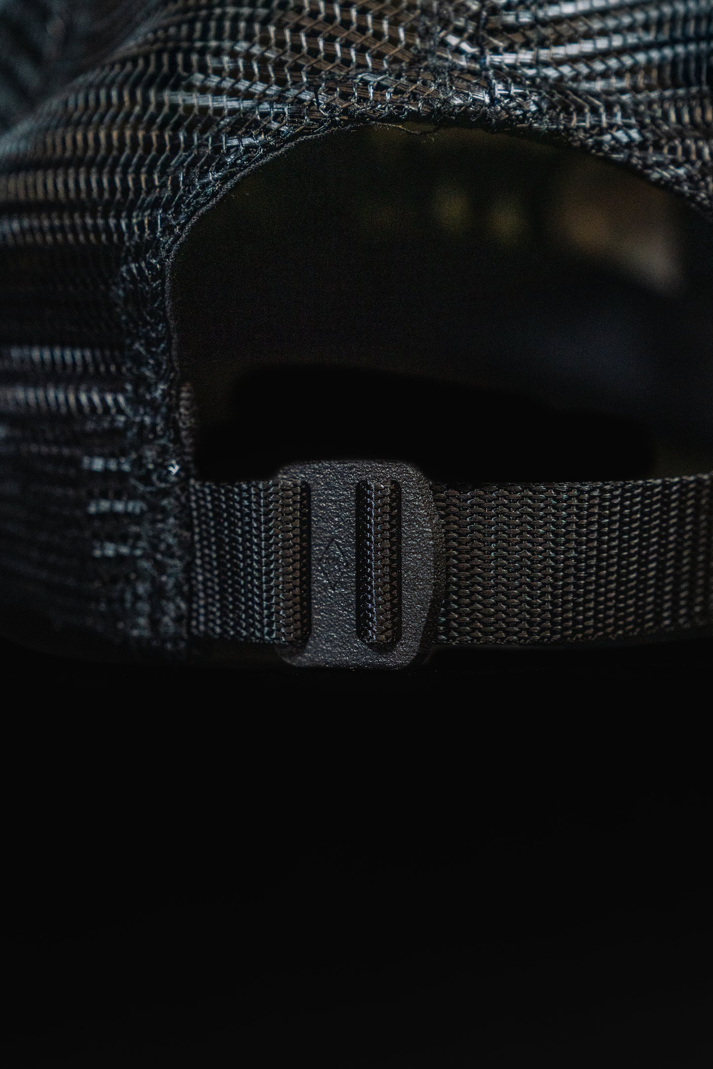 IRREGULAR DISRUPTIVE HEAVY mesh back dad hat