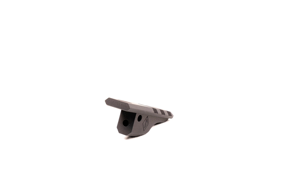 LEGACY OMM SHORT BOARD